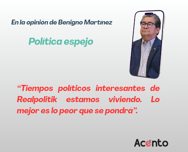 Política espejo